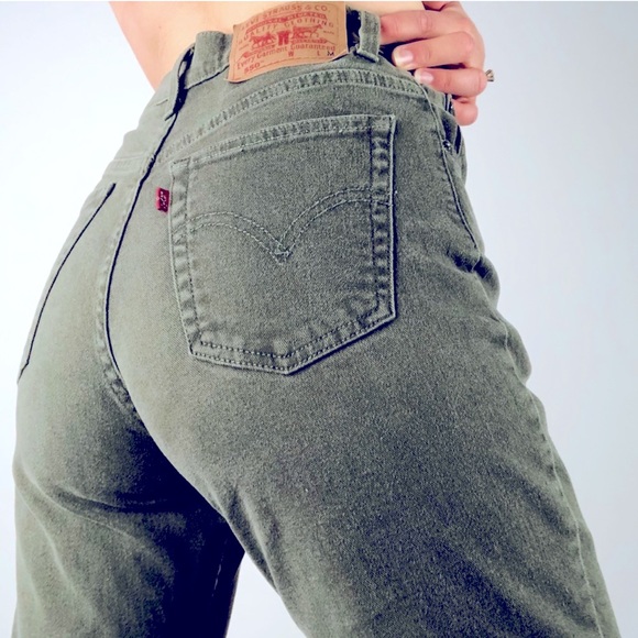 Levi’s Vintage 550 High Waist Jeans